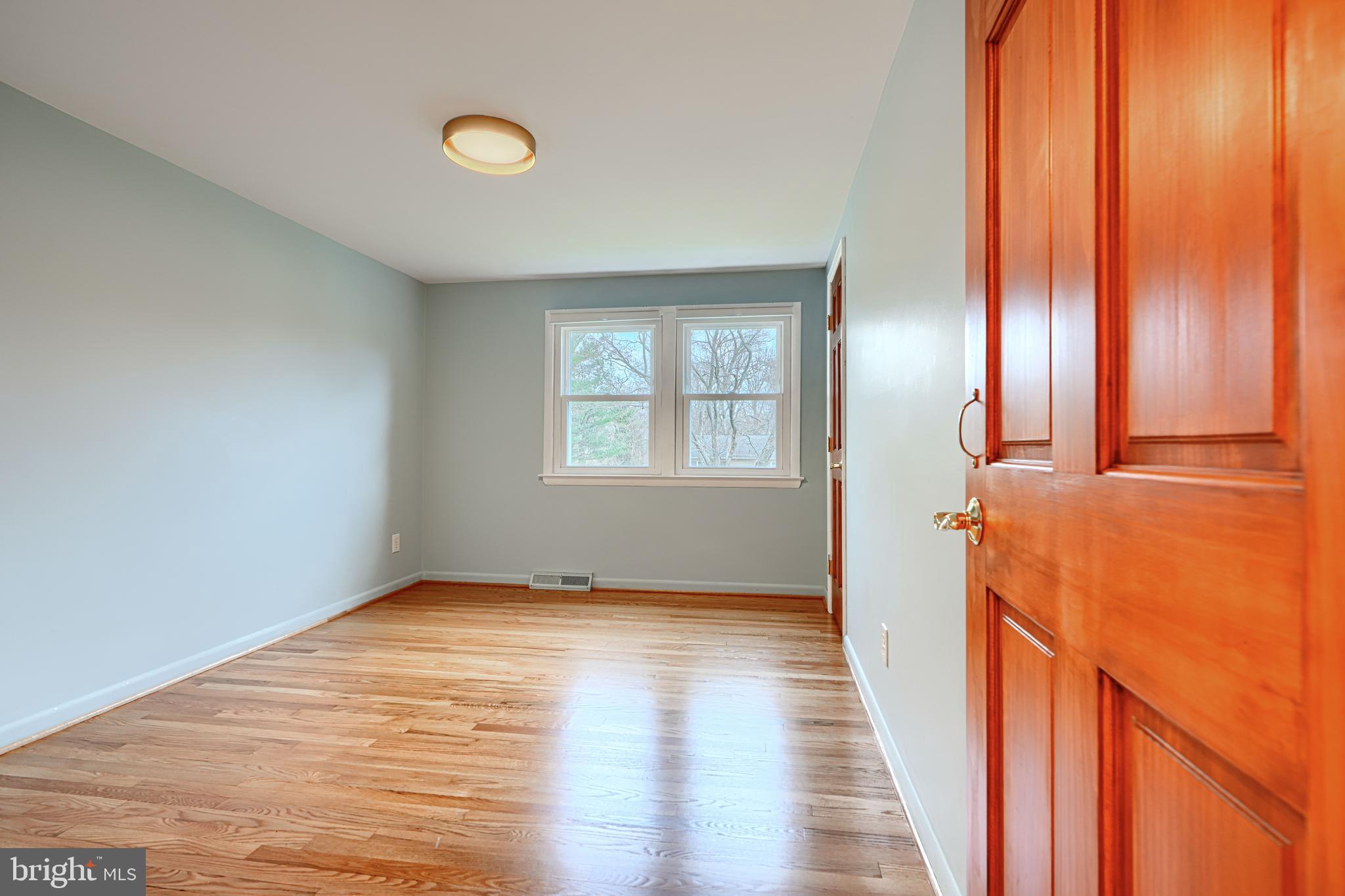 COLONIAL ACRES - Residential