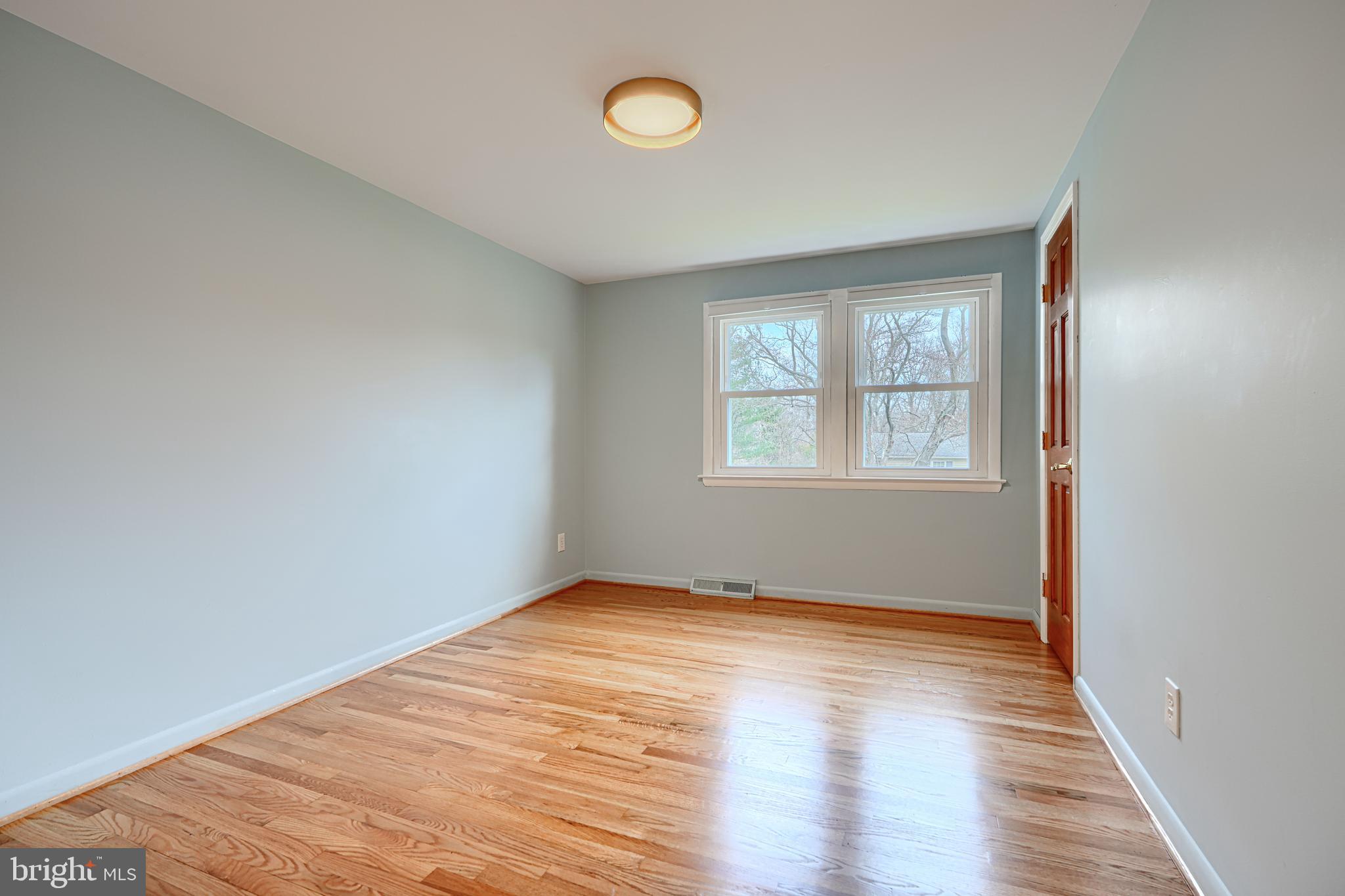 COLONIAL ACRES - Residential