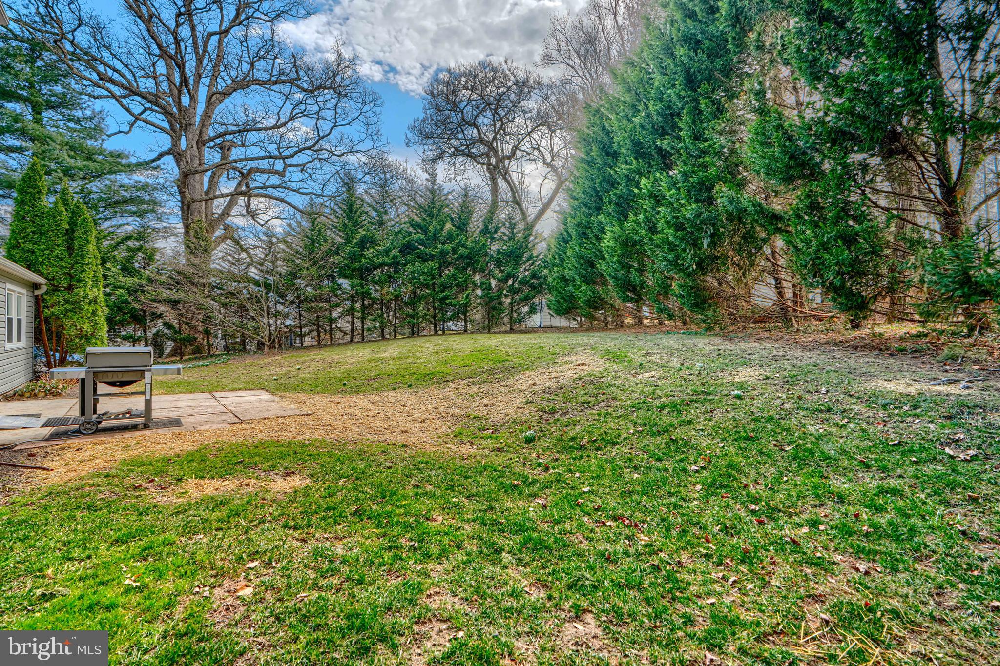 COLONIAL ACRES - Residential