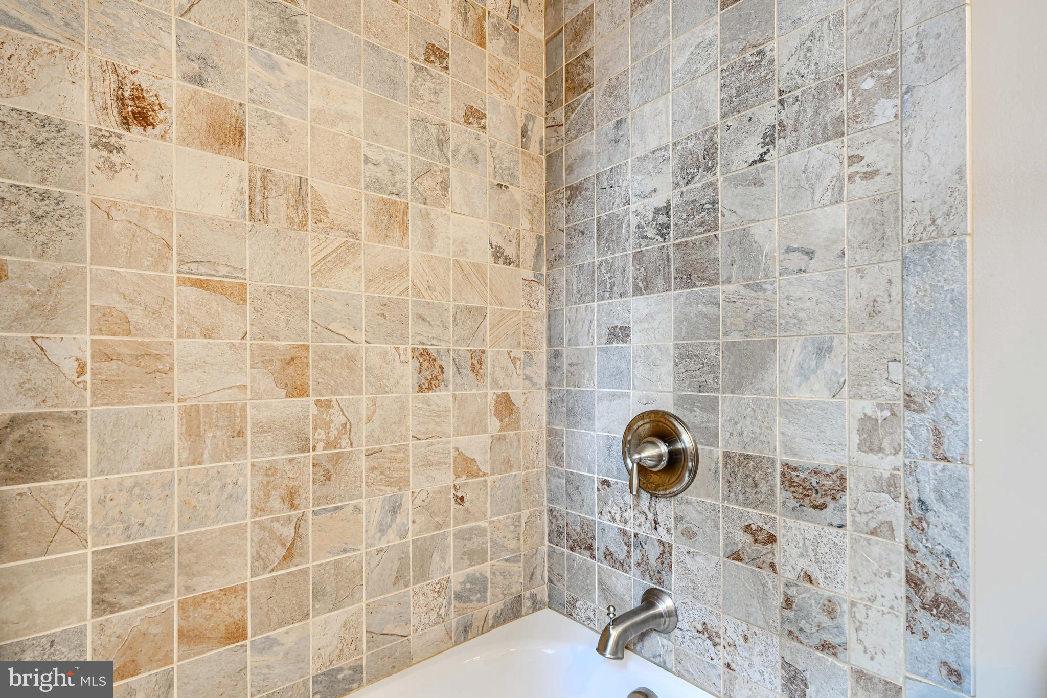 COLONIAL ACRES - Residential