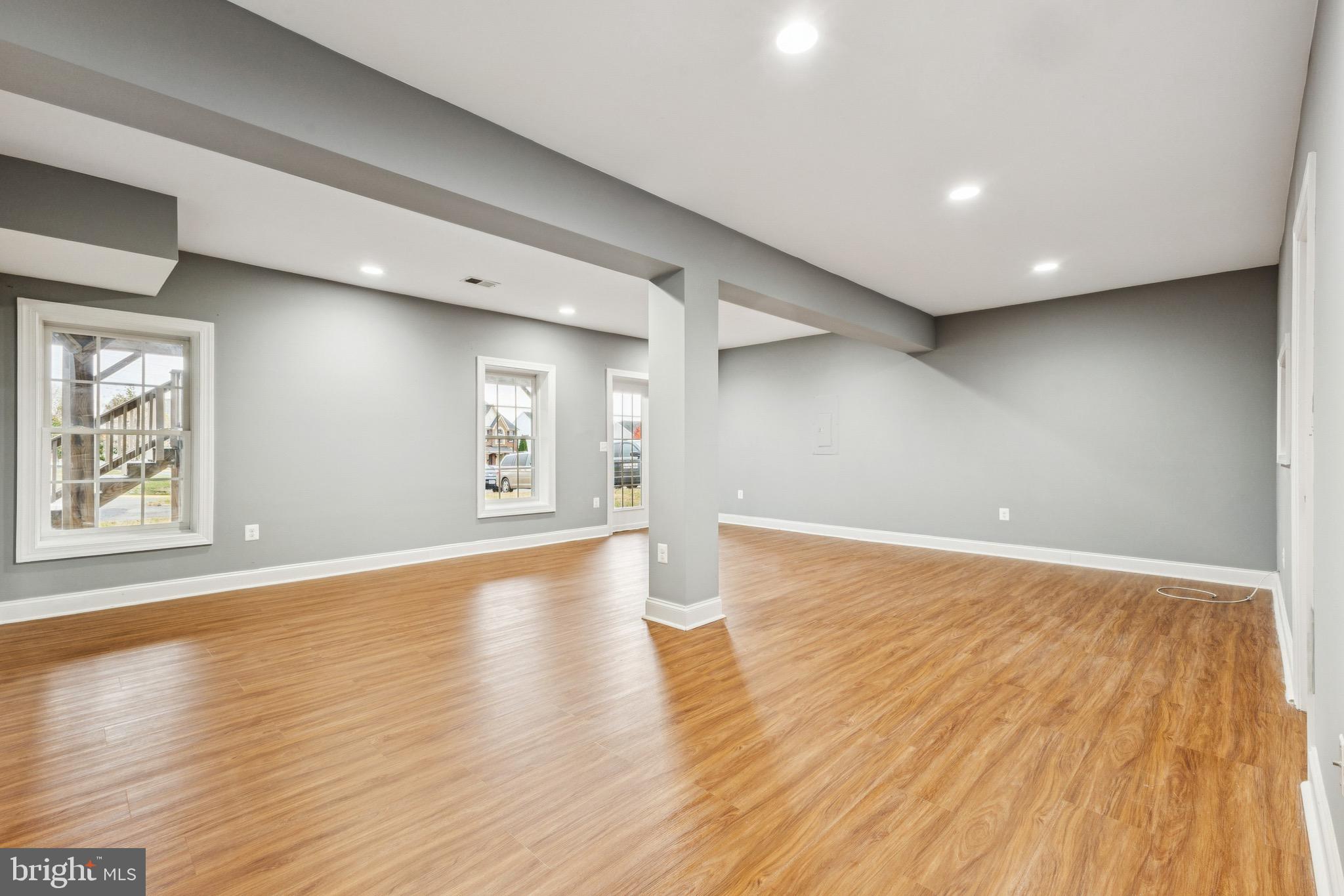 PORT POTOMAC - Residential