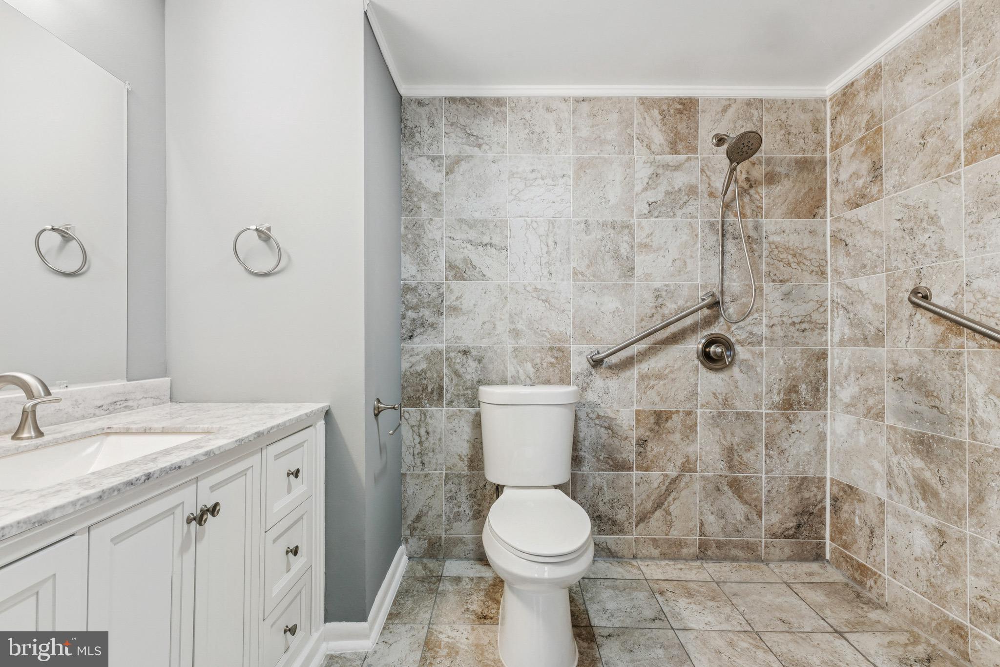 PORT POTOMAC - Residential