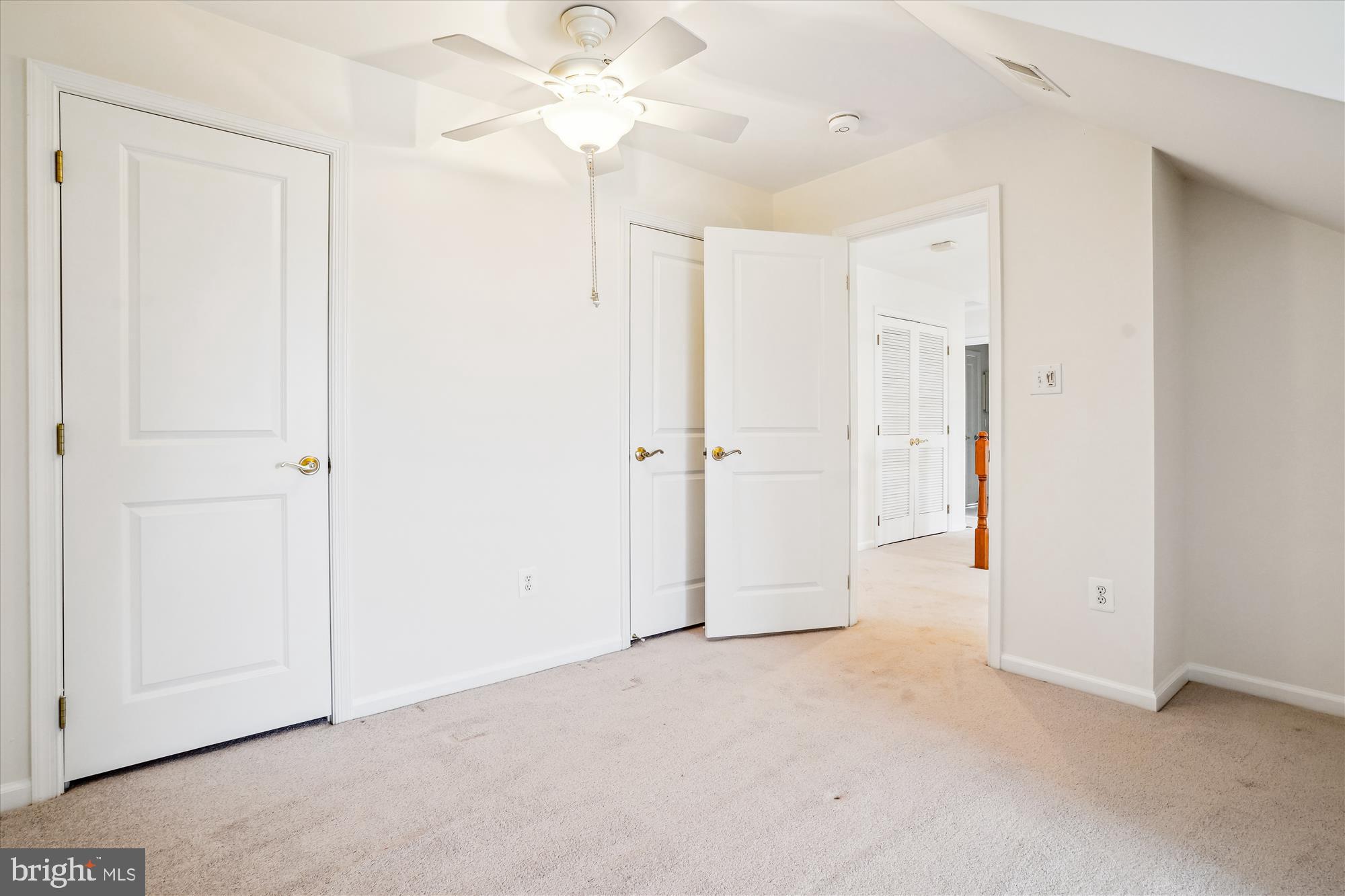 BLOOMS CROSSING - Residential