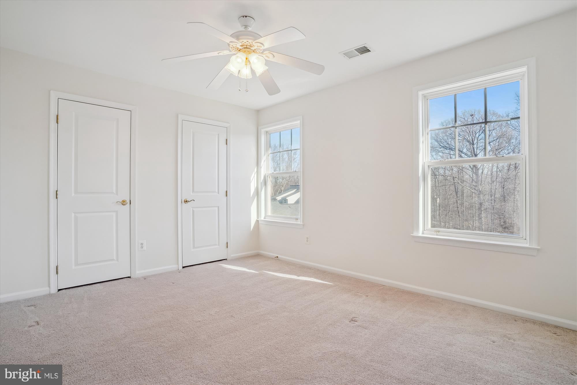 BLOOMS CROSSING - Residential