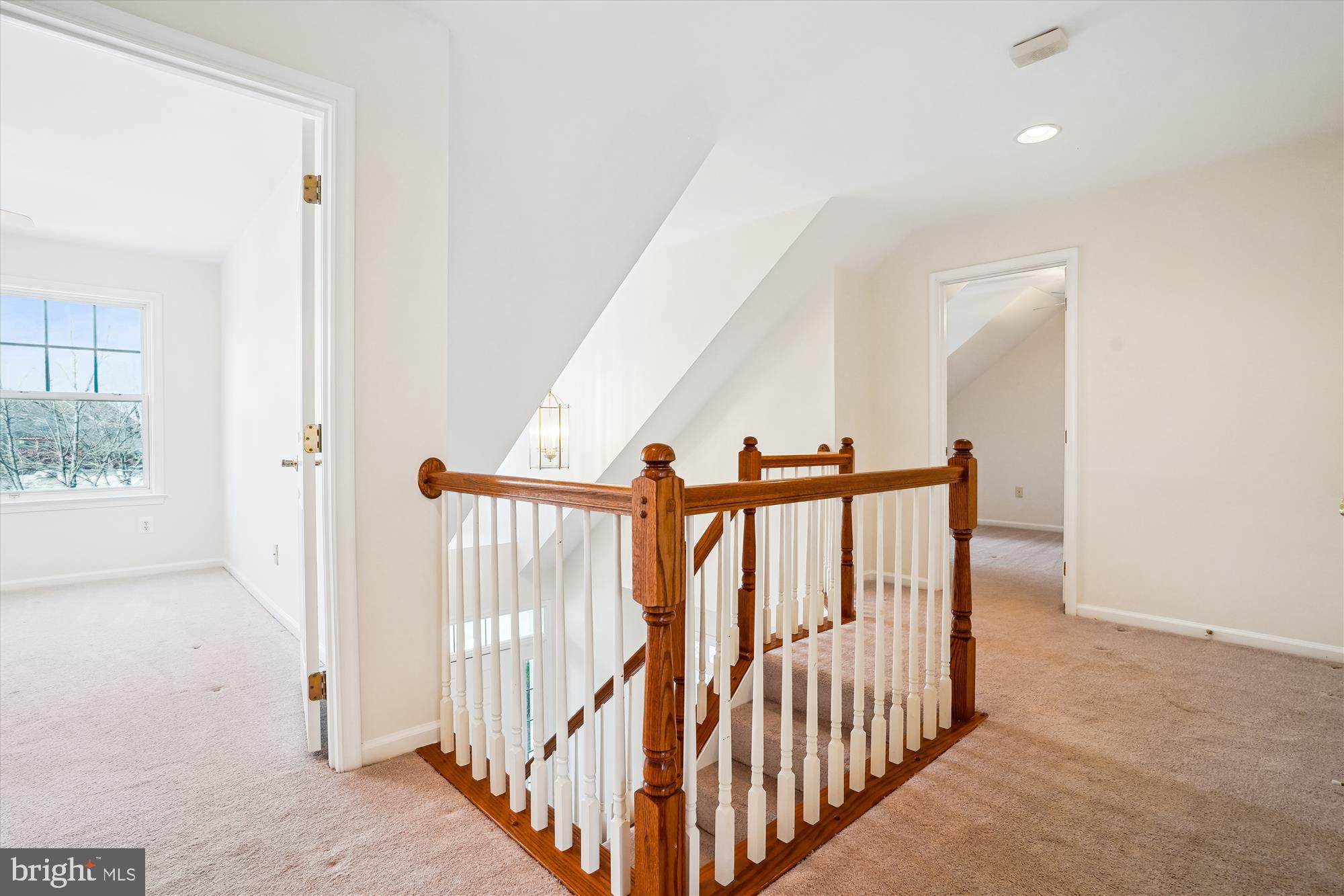 BLOOMS CROSSING - Residential