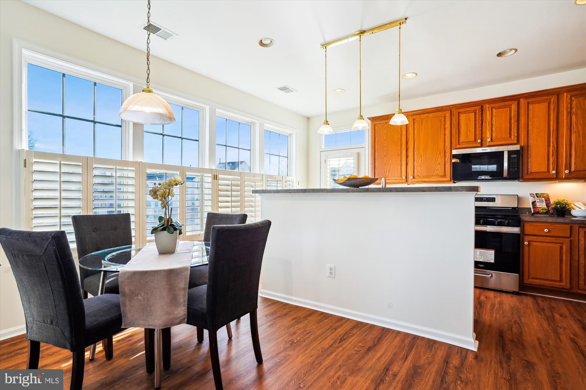 BLOOMS CROSSING - Residential