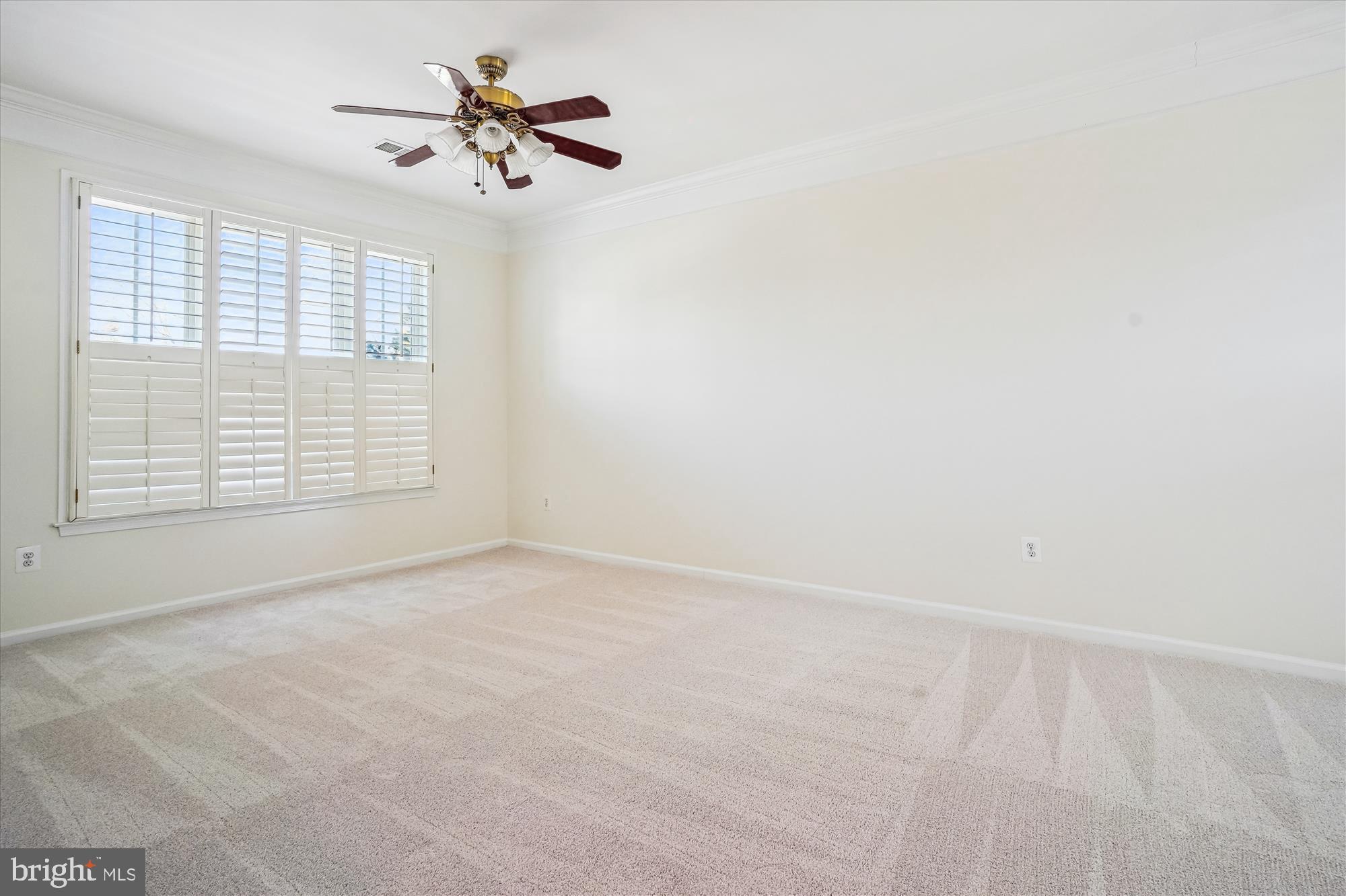 BLOOMS CROSSING - Residential