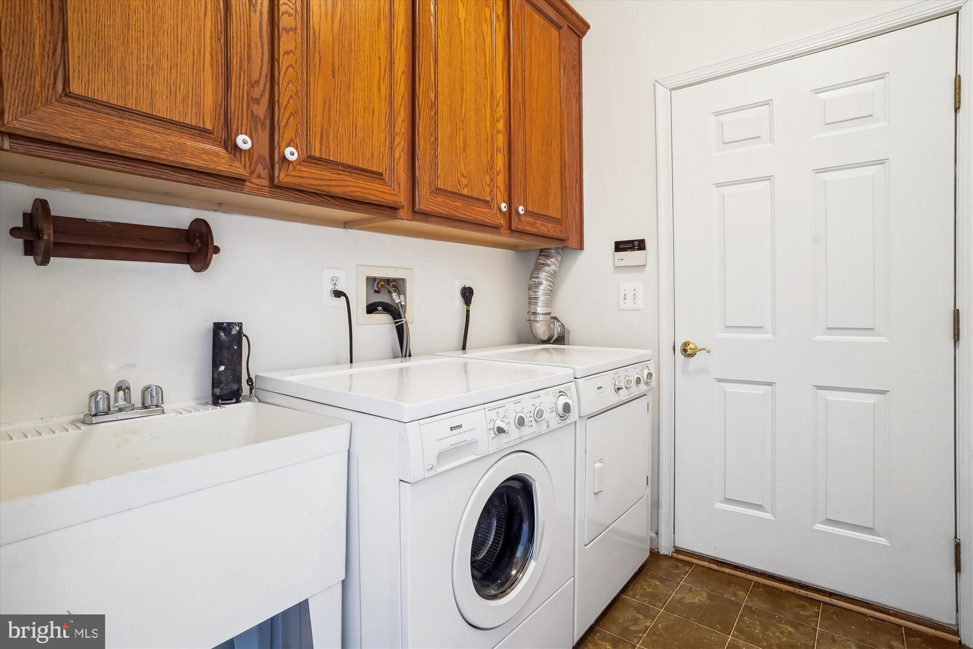 BLOOMS CROSSING - Residential