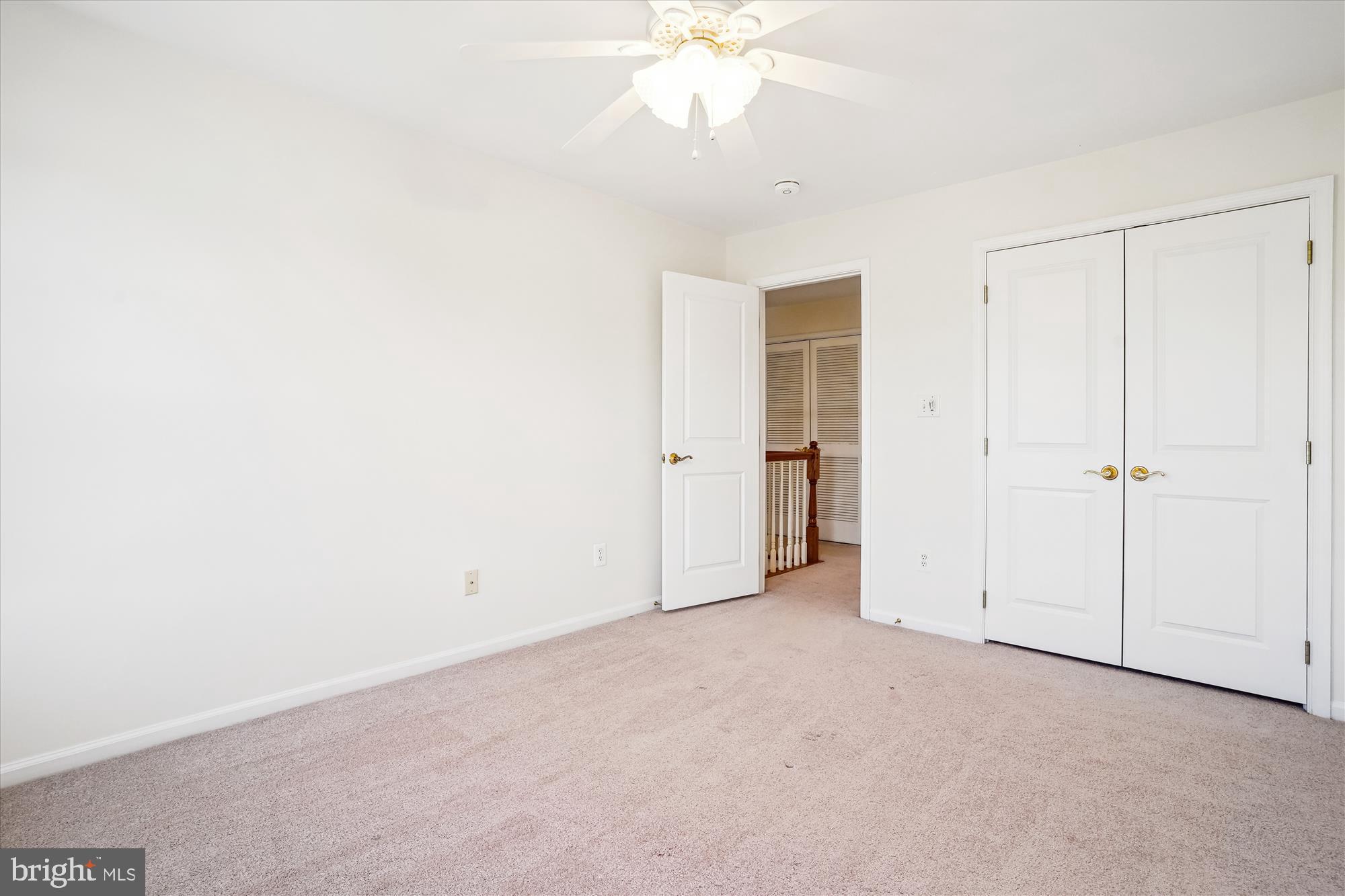 BLOOMS CROSSING - Residential