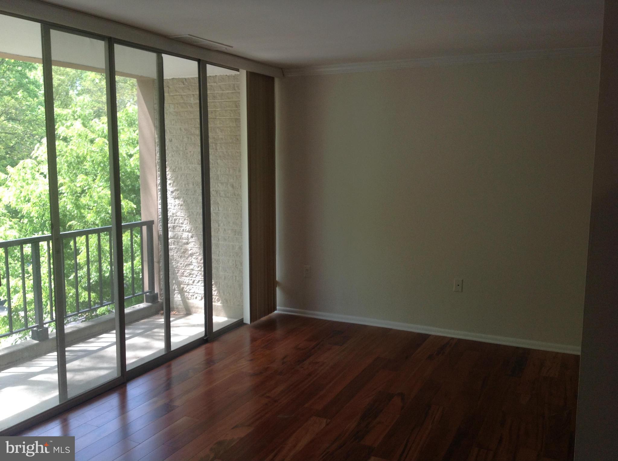 IVYMOUNT COURT - Residential