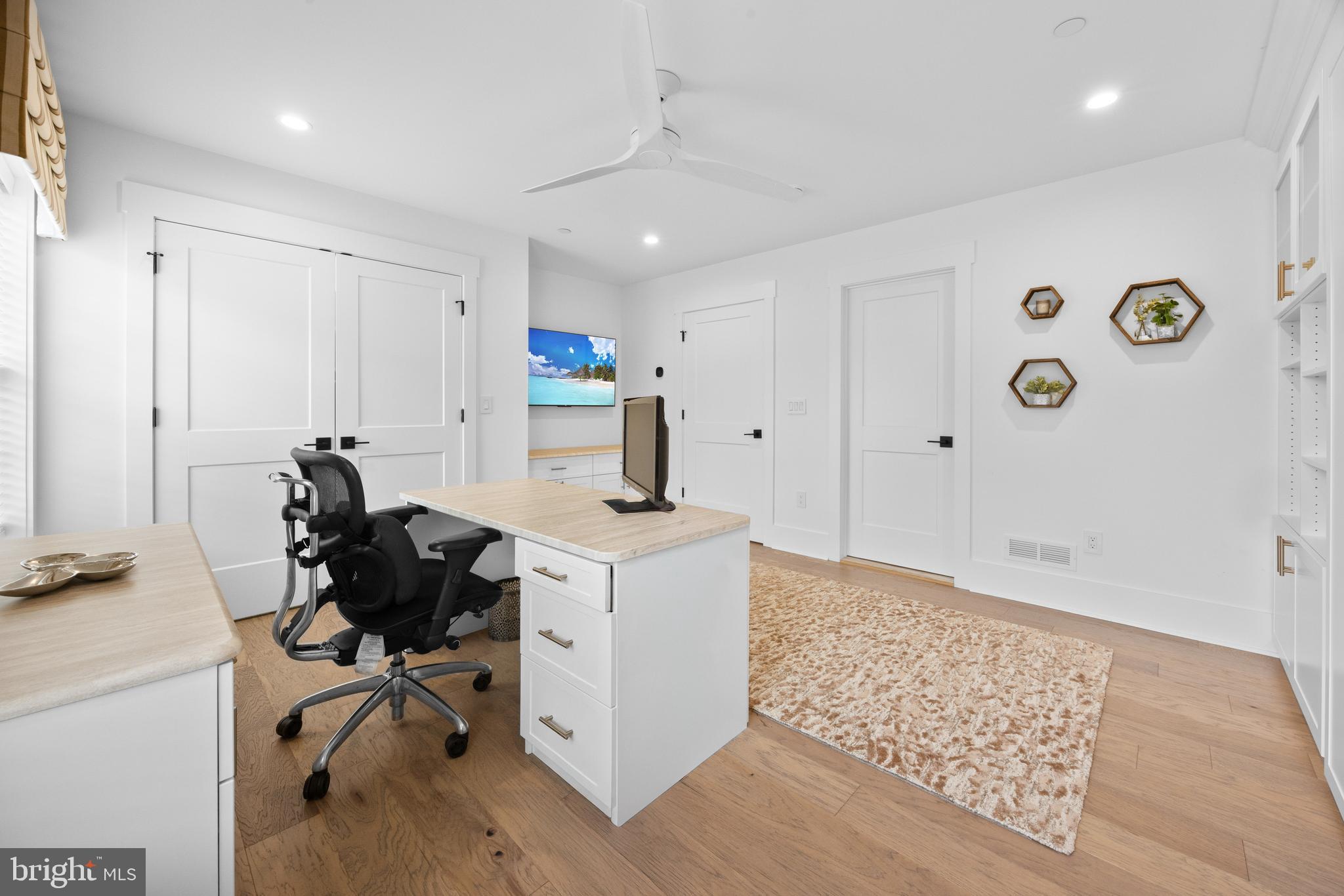 MANAYUNK - Residential