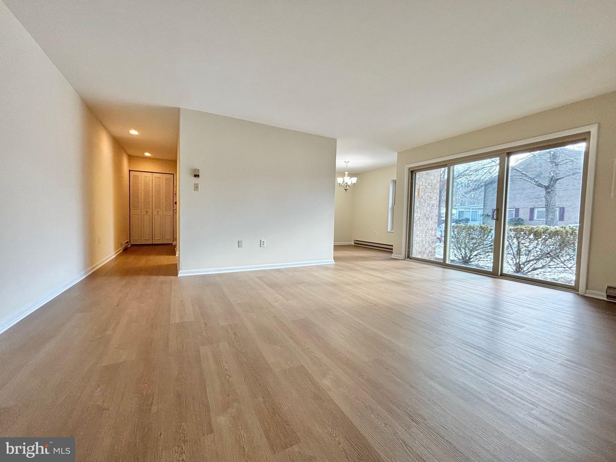 LEISURE WORLD - Residential