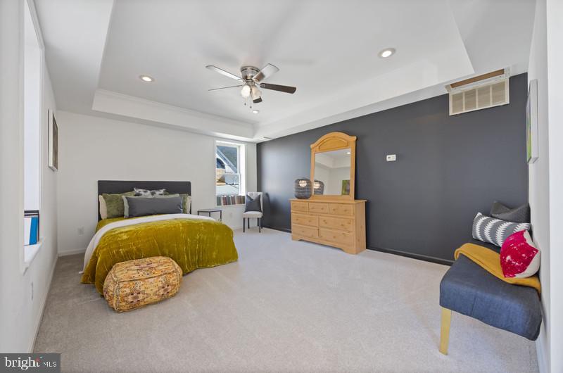 OLIVER - Residential