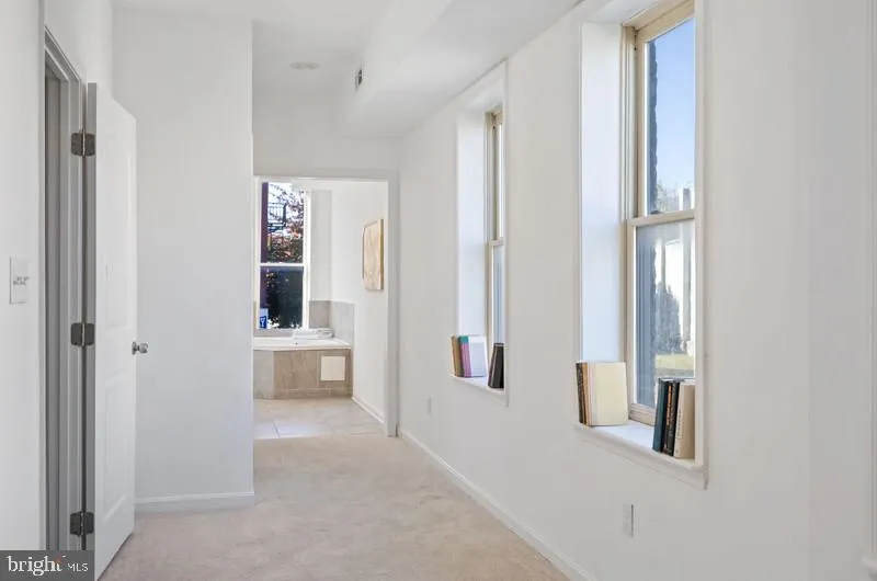 Baltimore, Maryland 21213, United States, 5 Bedrooms Bedrooms, ,5 BathroomsBathrooms,Residential,Active,254690