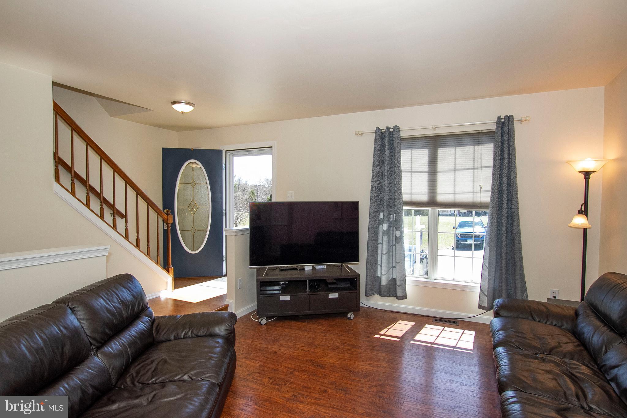 VILLAGE OF THOMAS RUN - Residential