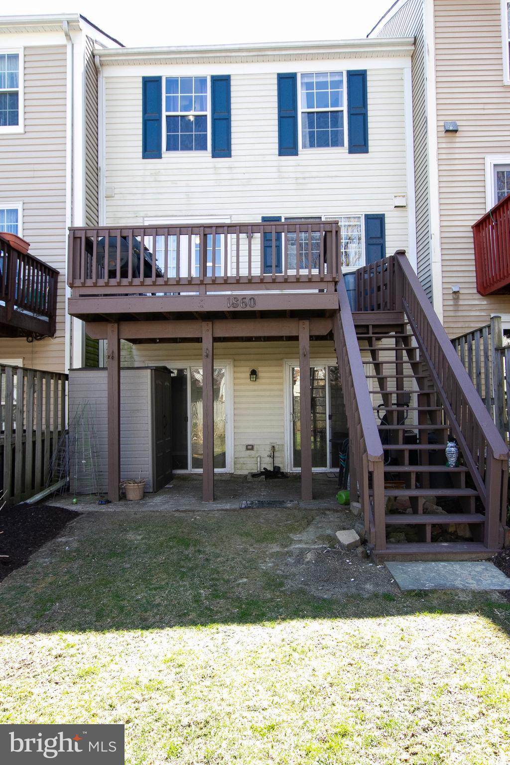 VILLAGE OF THOMAS RUN - Residential