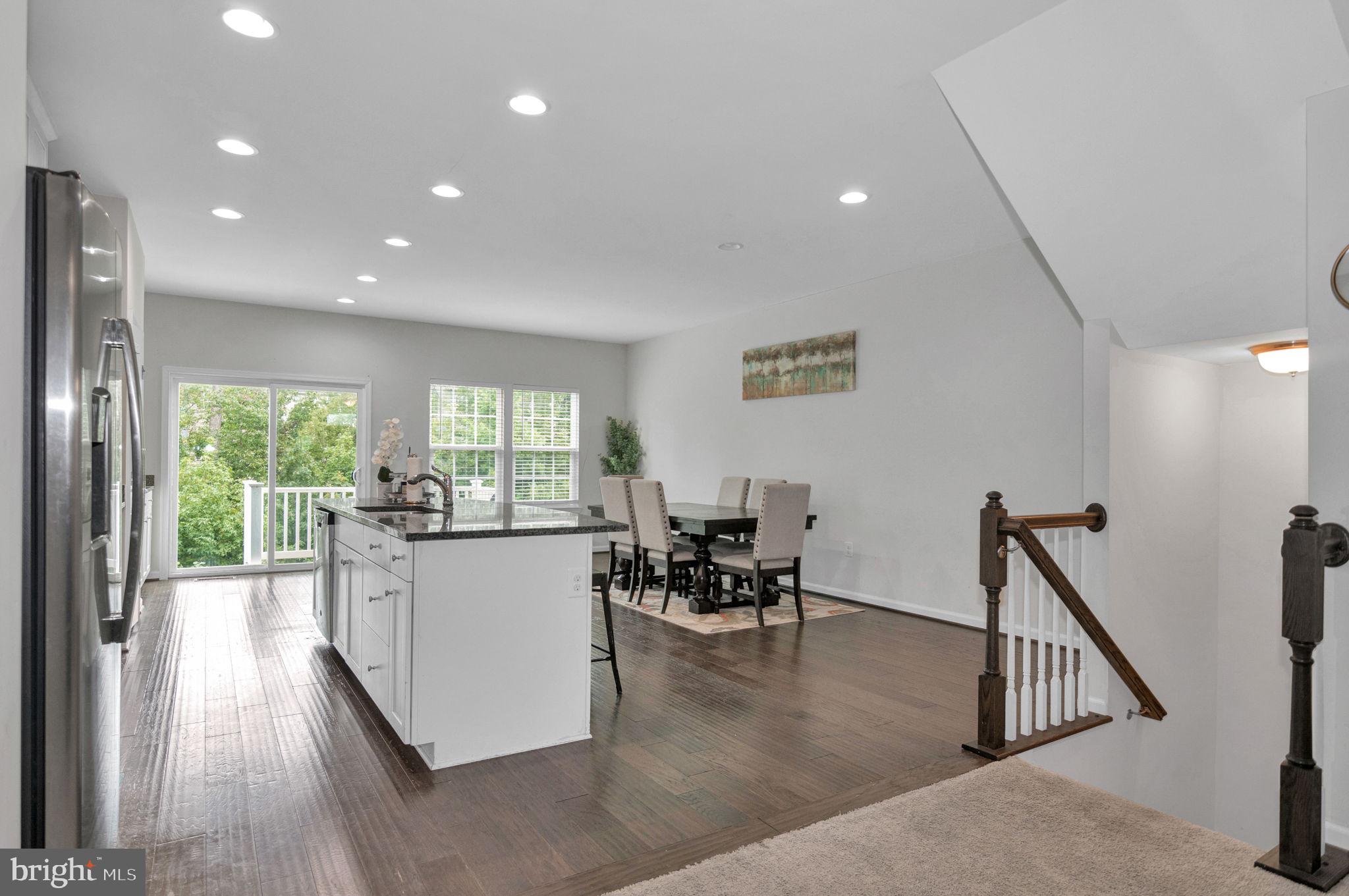 8633 ROSECRANS LANE