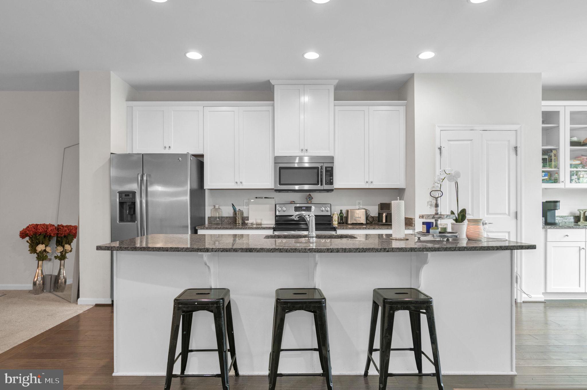 8633 ROSECRANS LANE