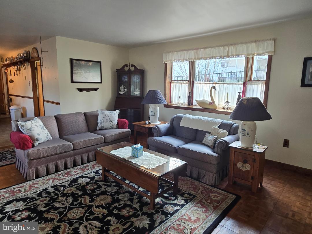 WYNNEWOOD VALLEY - Residential