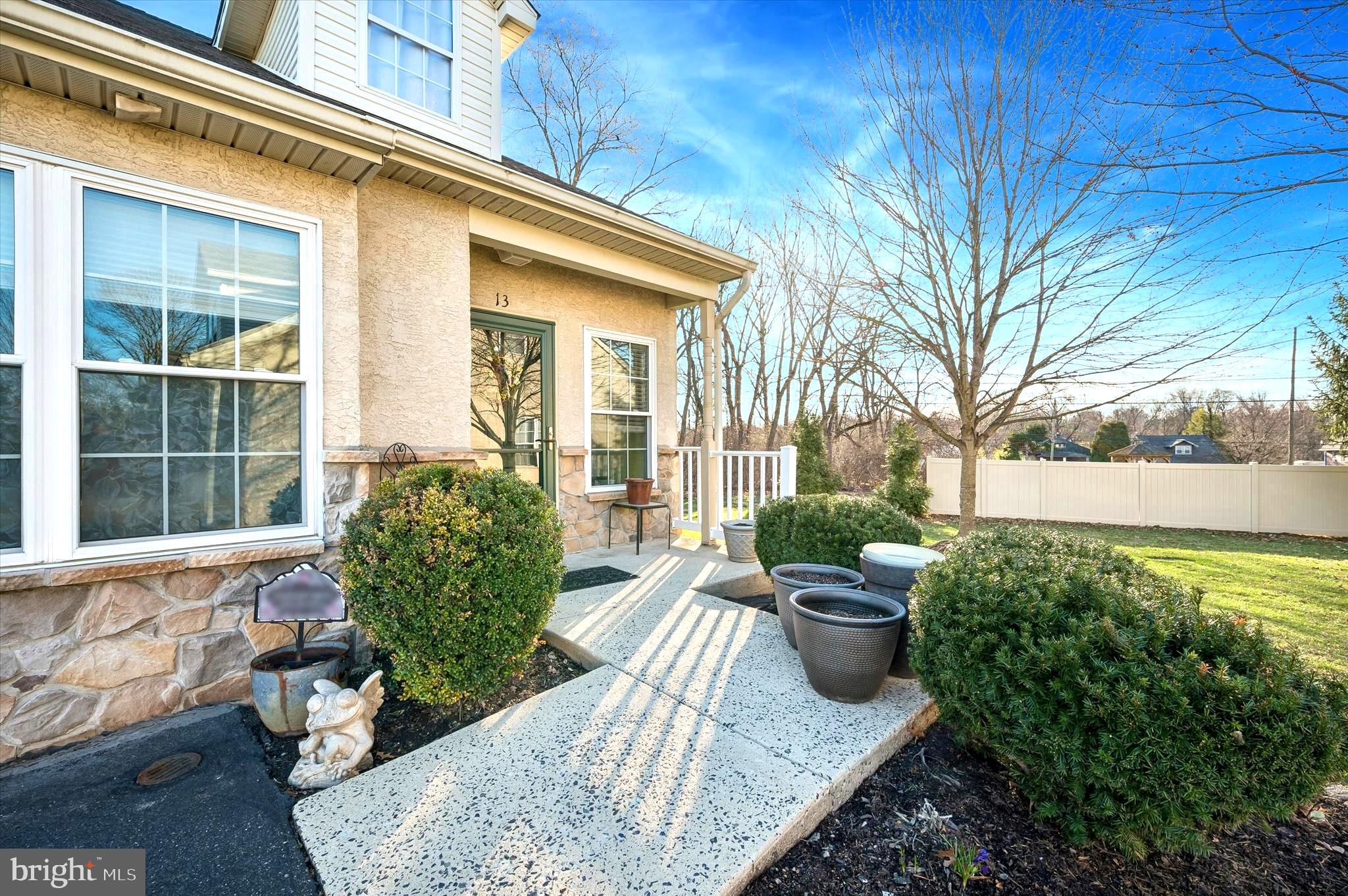 STUARTS KEEP - Residential