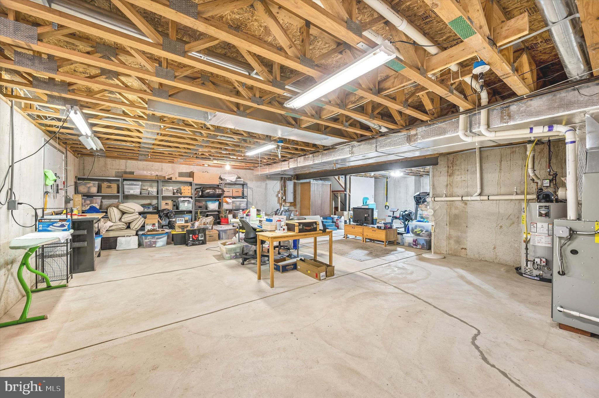 STUARTS KEEP - Residential