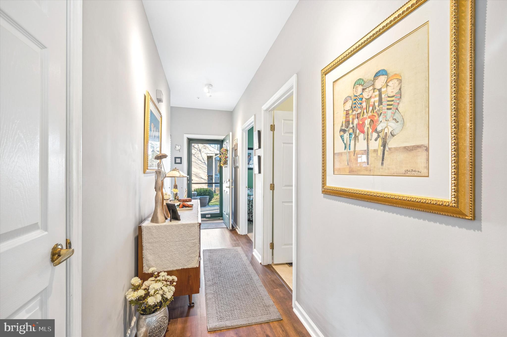 STUARTS KEEP - Residential