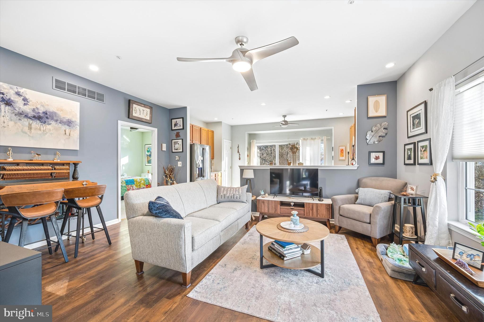 STUARTS KEEP - Residential