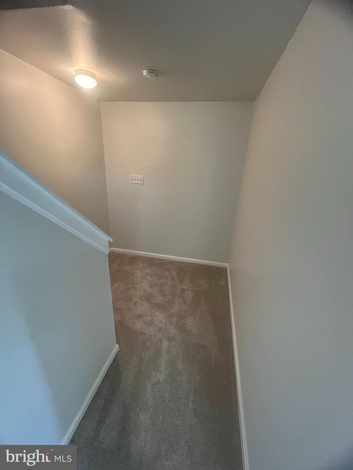 BLACKBURN VILLAGE - Residential Lease