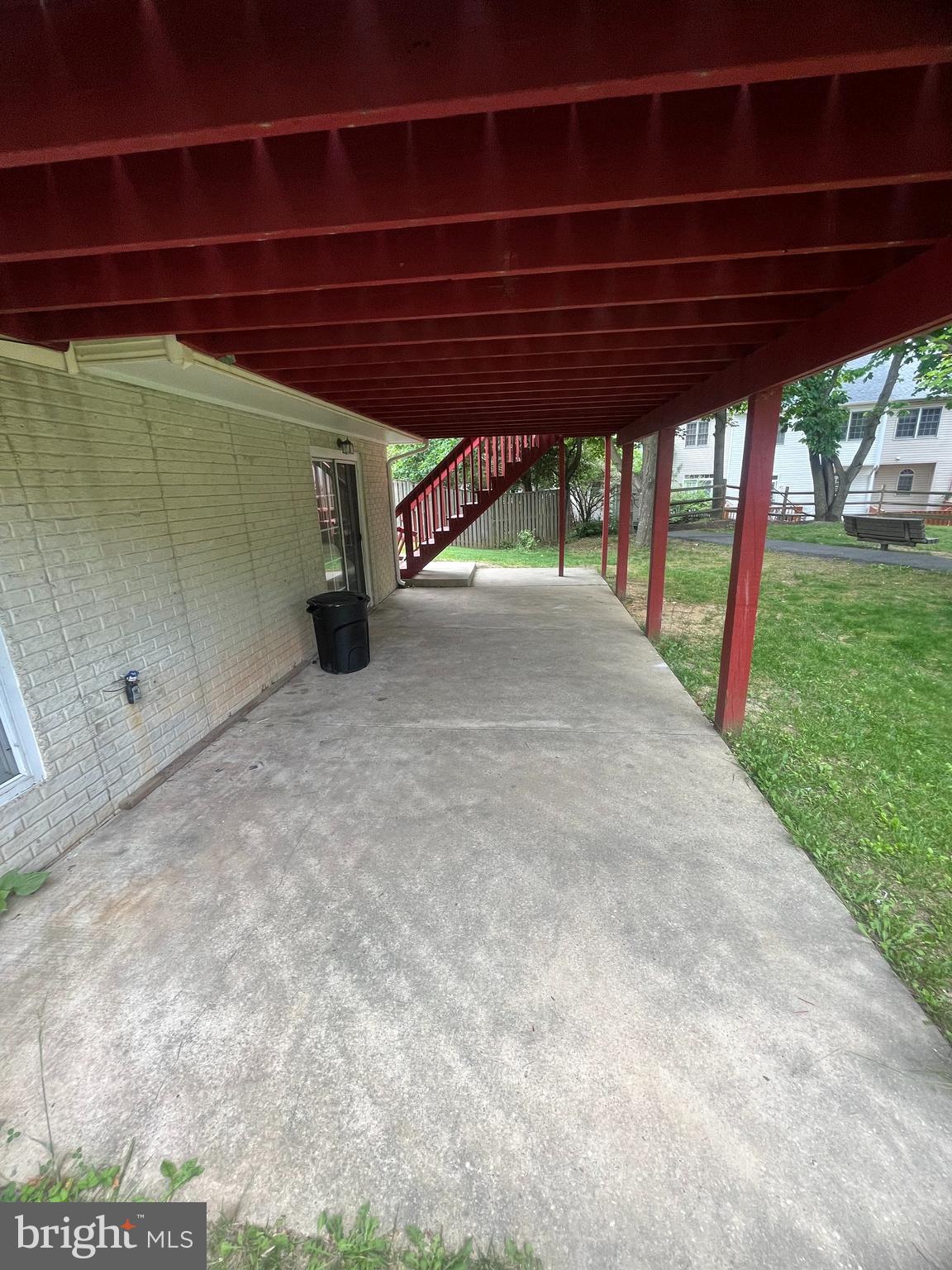 BLACKBURN VILLAGE - Residential Lease