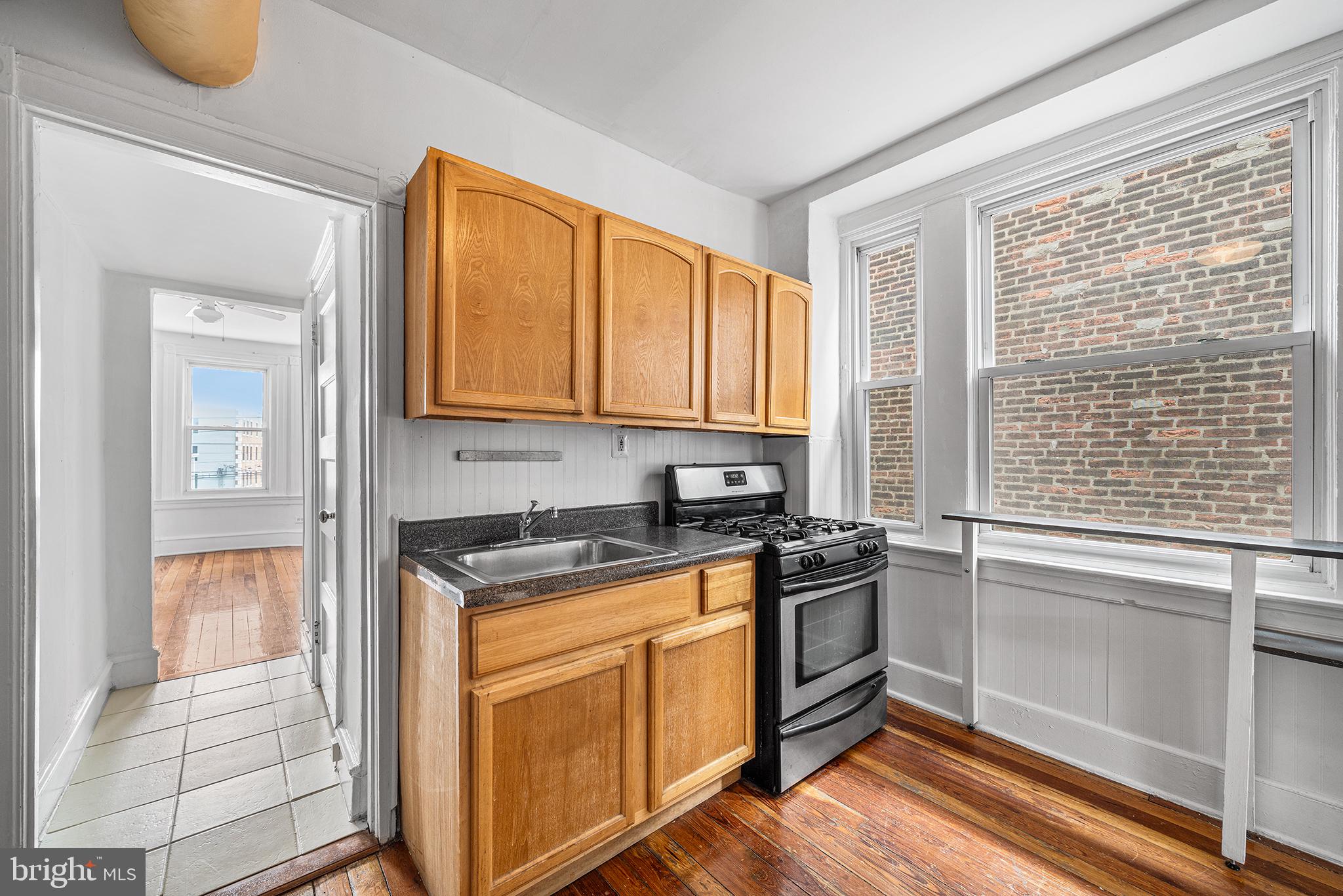 ROXBOROUGH - Residential Lease