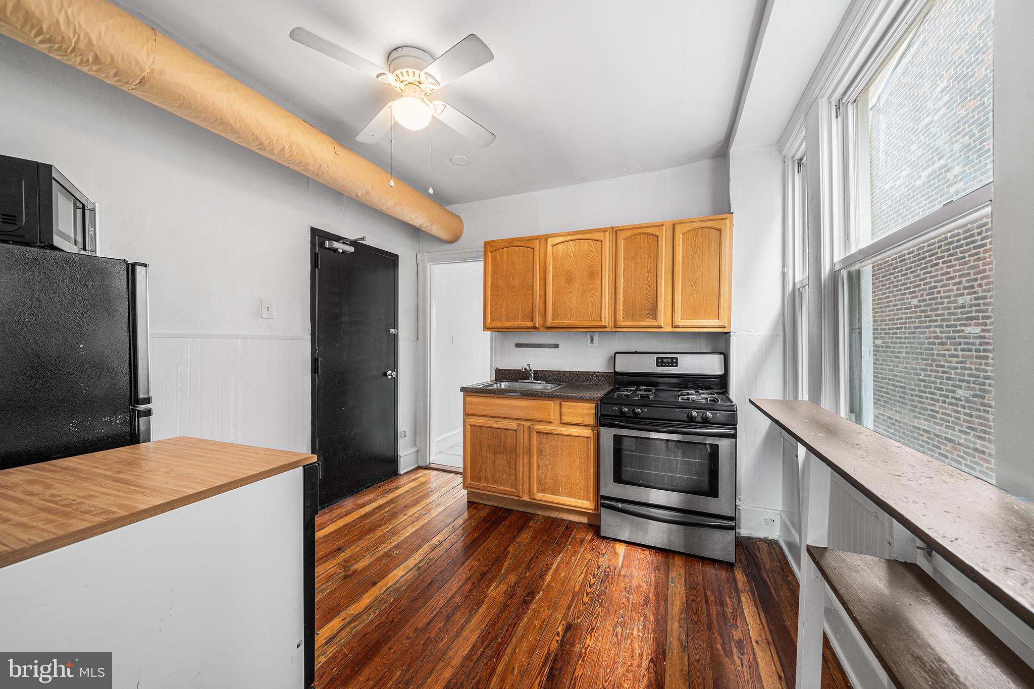 ROXBOROUGH - Residential Lease