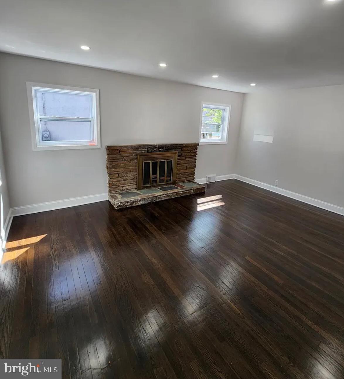 6831 WOODLAND AVENUE