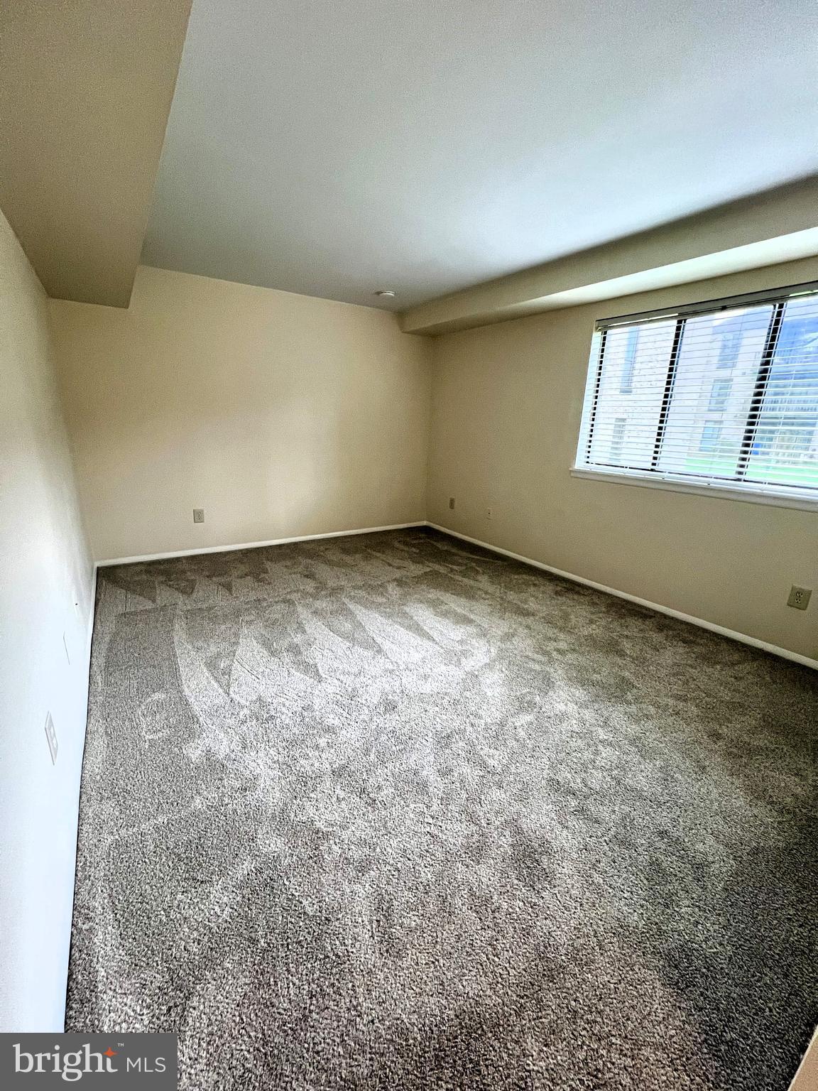 SOUTHGATE CONDO - Residential Lease