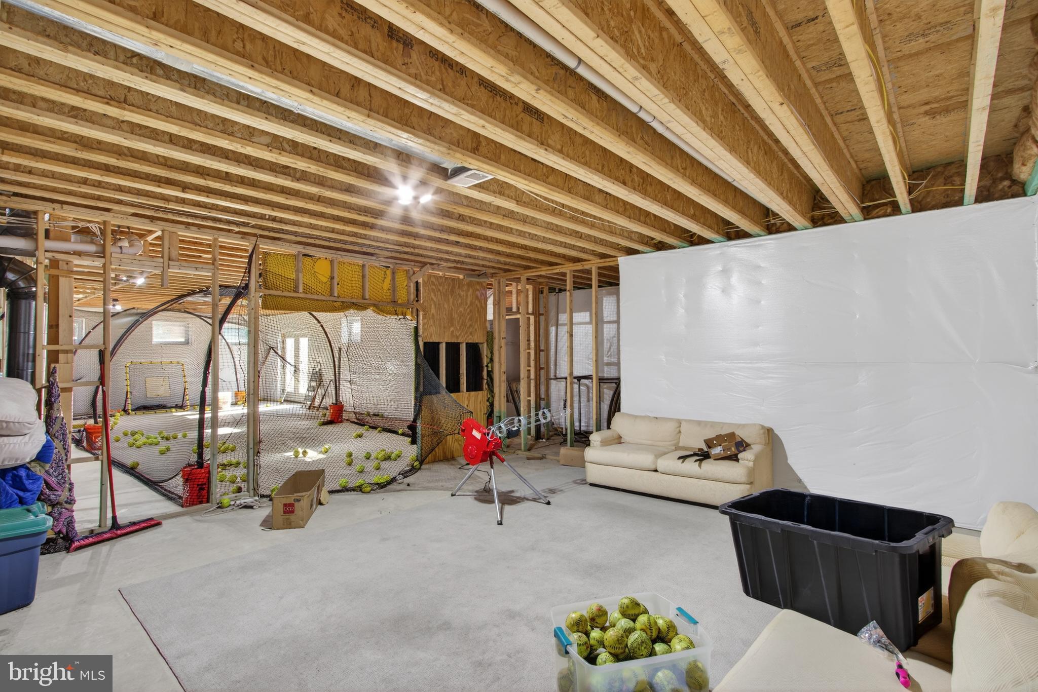 HYBLA VALLEY FARMS - Residential