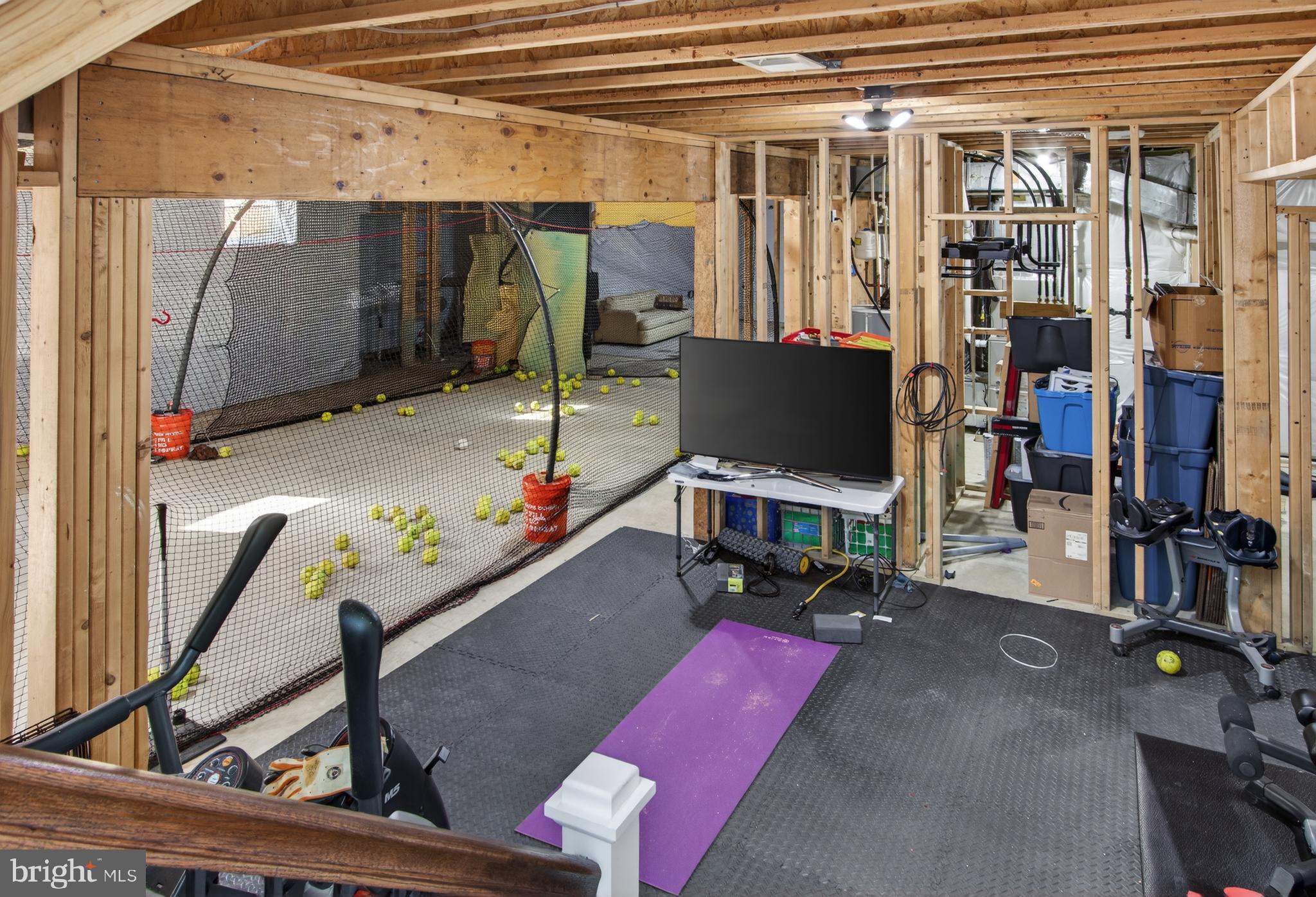 HYBLA VALLEY FARMS - Residential