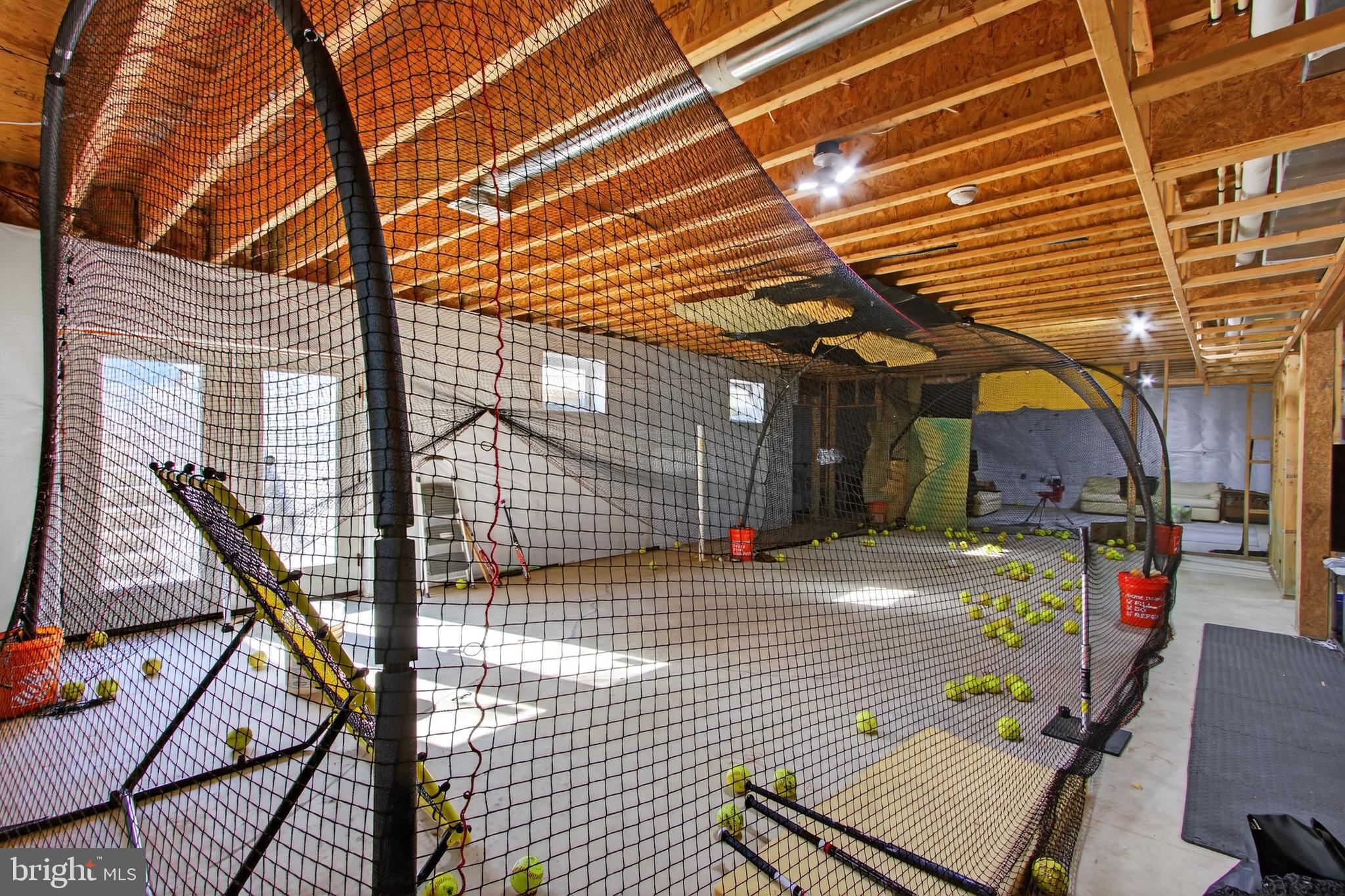 HYBLA VALLEY FARMS - Residential