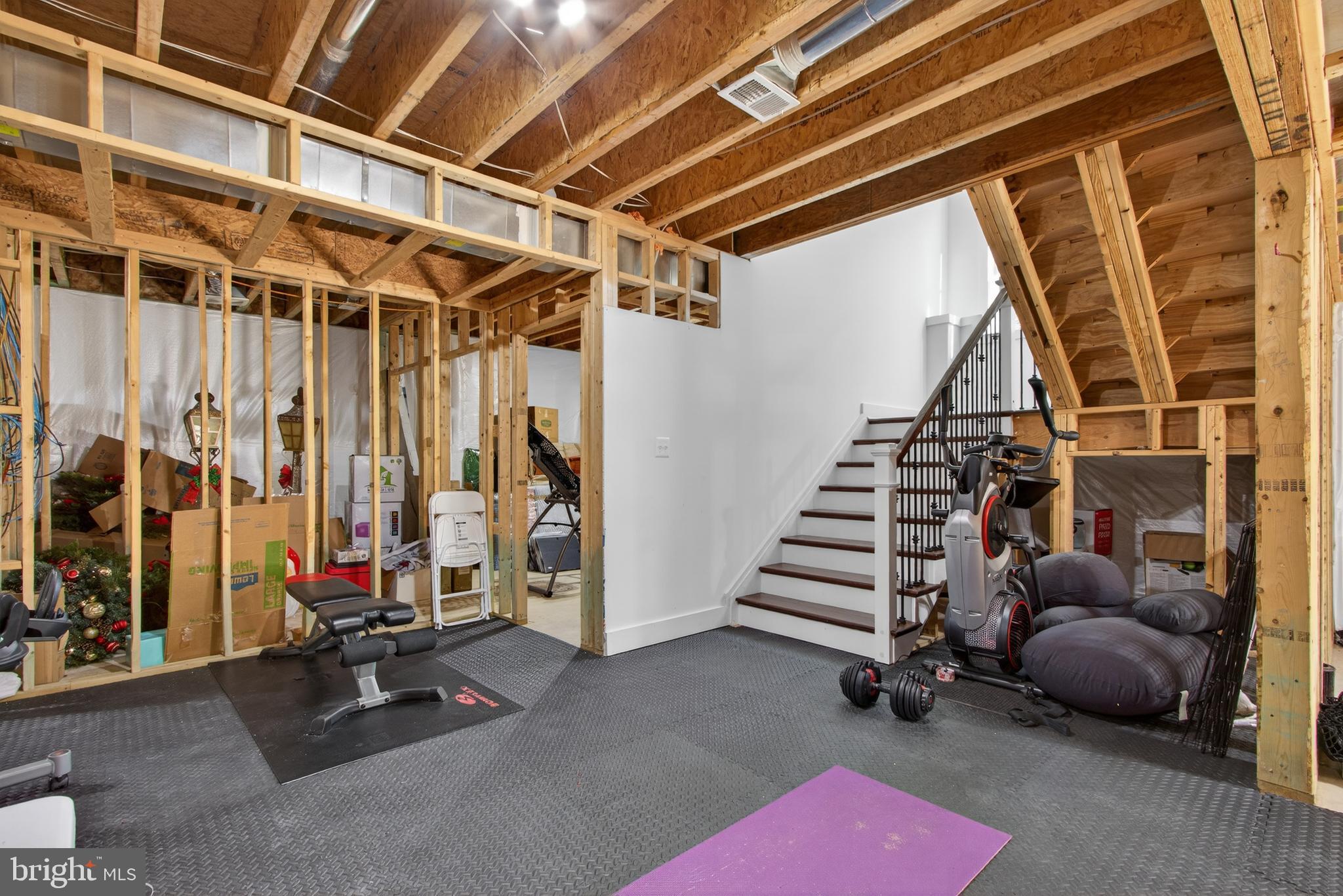 HYBLA VALLEY FARMS - Residential