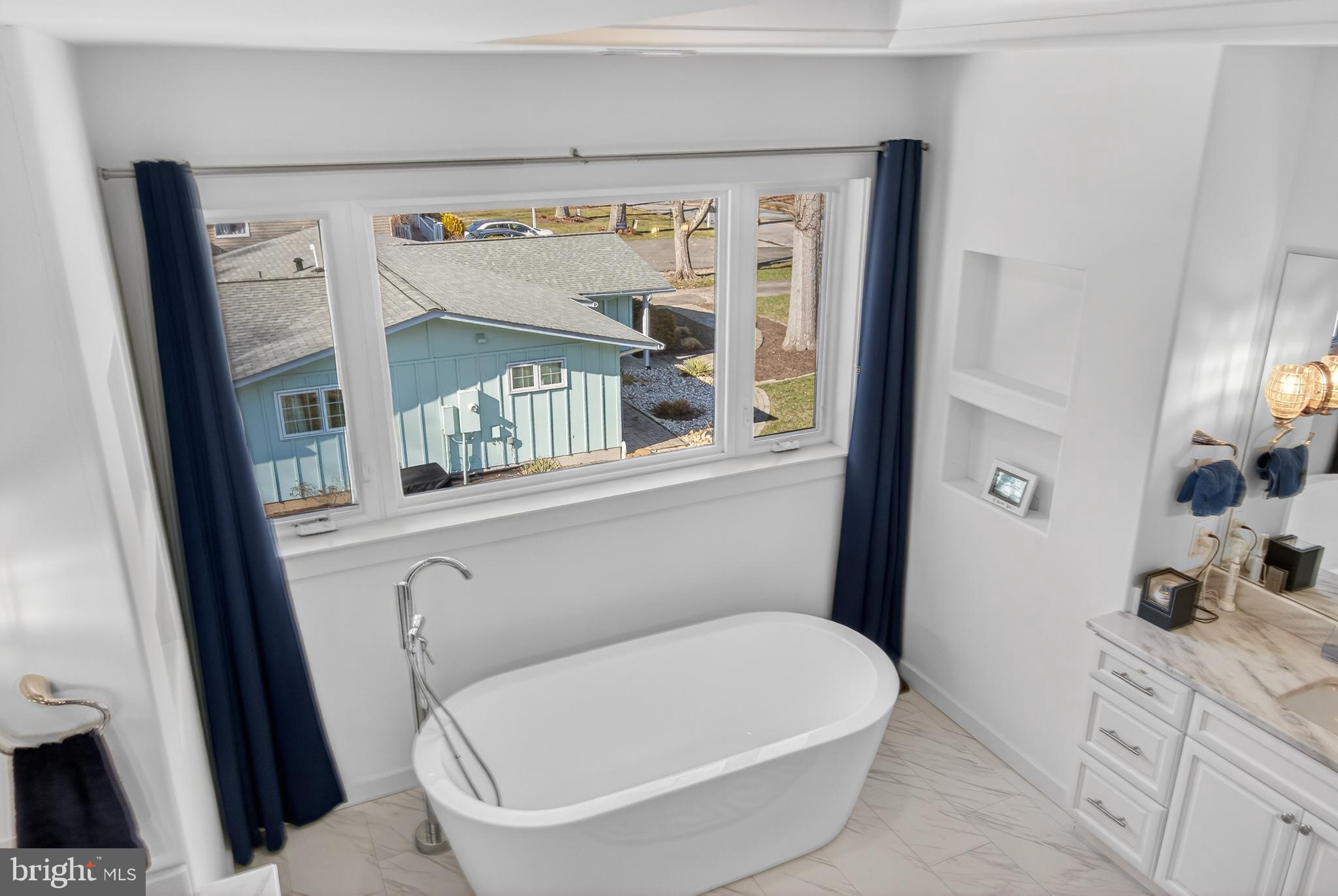 HYBLA VALLEY FARMS - Residential