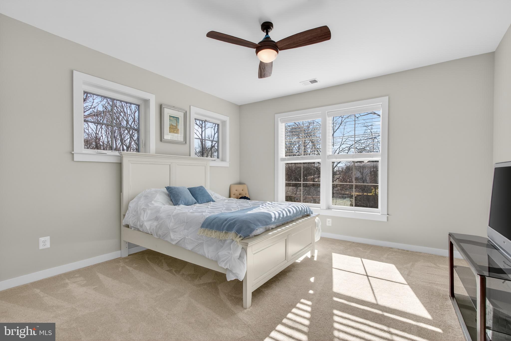 HYBLA VALLEY FARMS - Residential