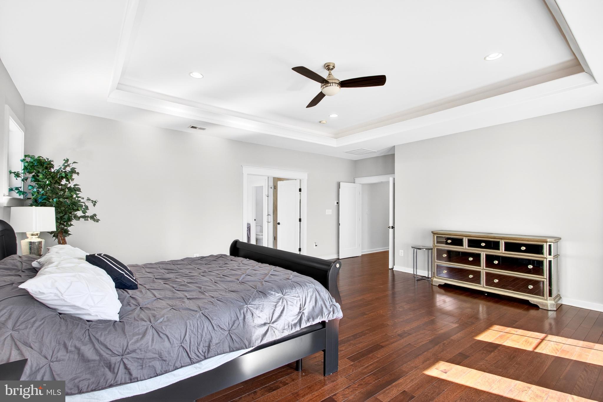 HYBLA VALLEY FARMS - Residential