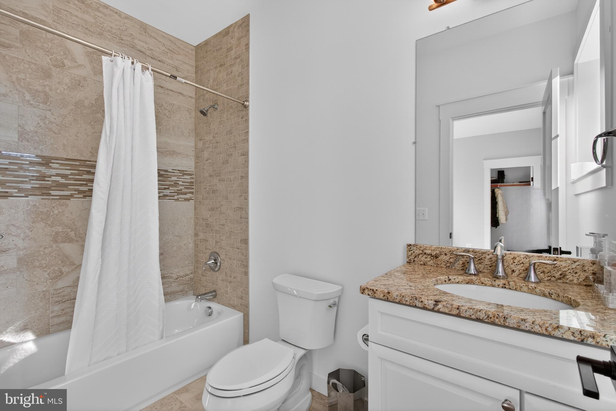 HYBLA VALLEY FARMS - Residential