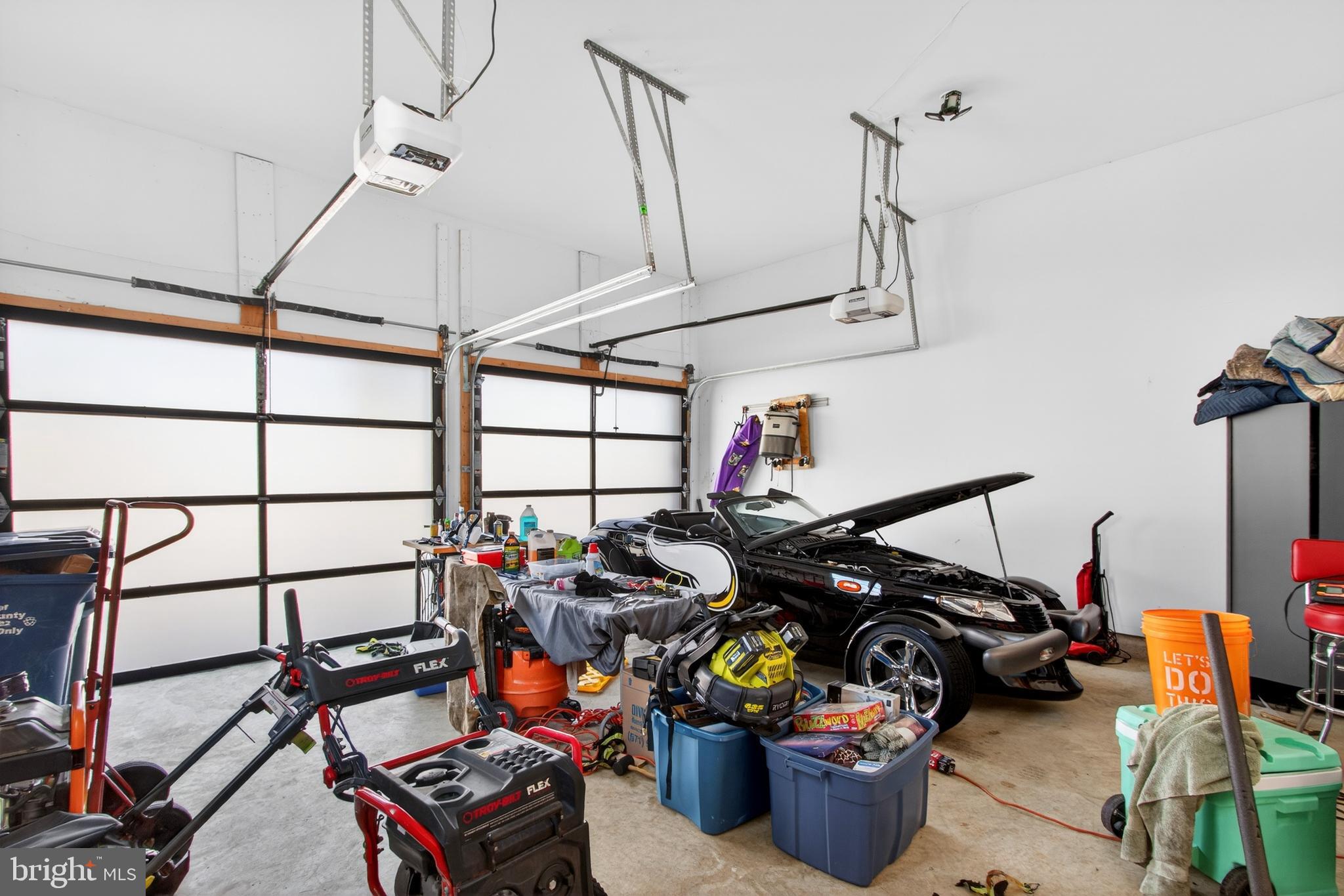 HYBLA VALLEY FARMS - Residential