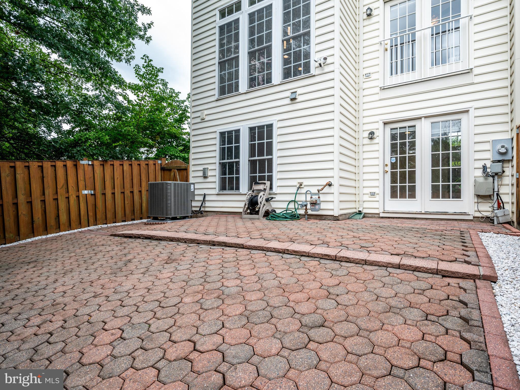 LORTON STATION SOUTH - Residential