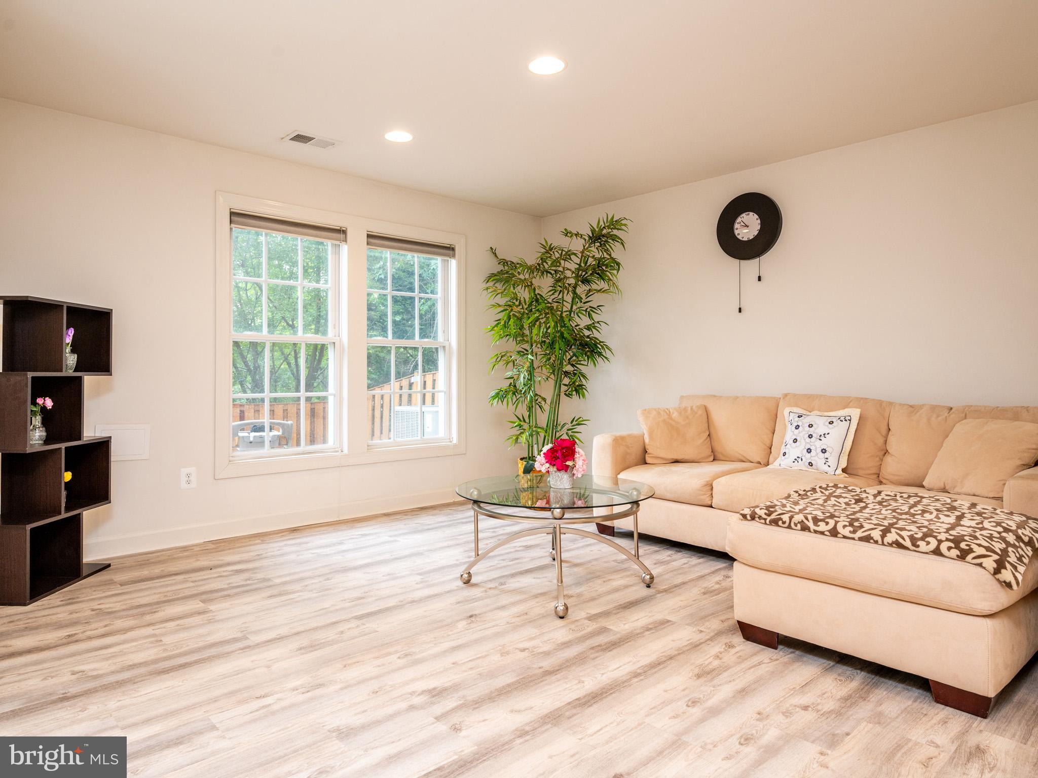 LORTON STATION SOUTH - Residential