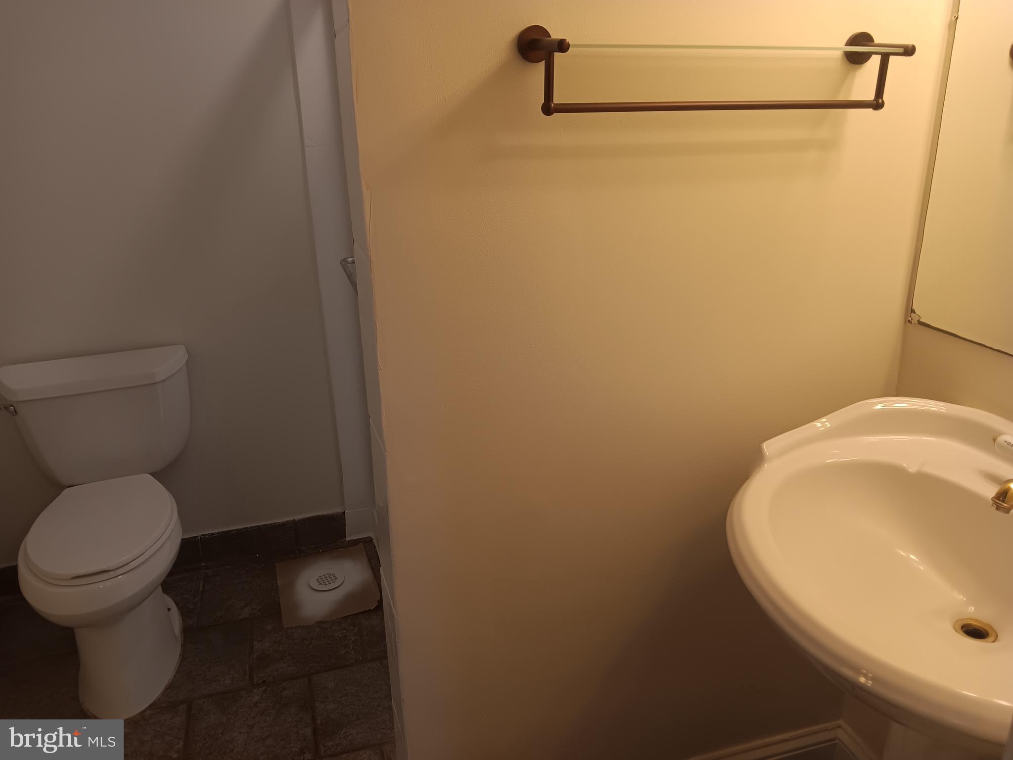 GREENFIELD FARM - Residential Lease