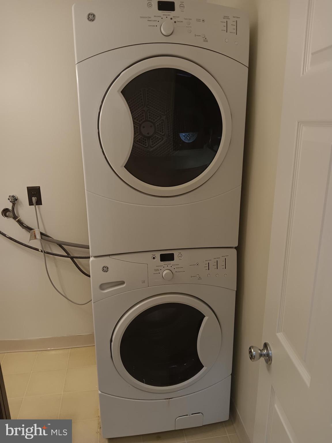 GREENFIELD FARM - Residential Lease