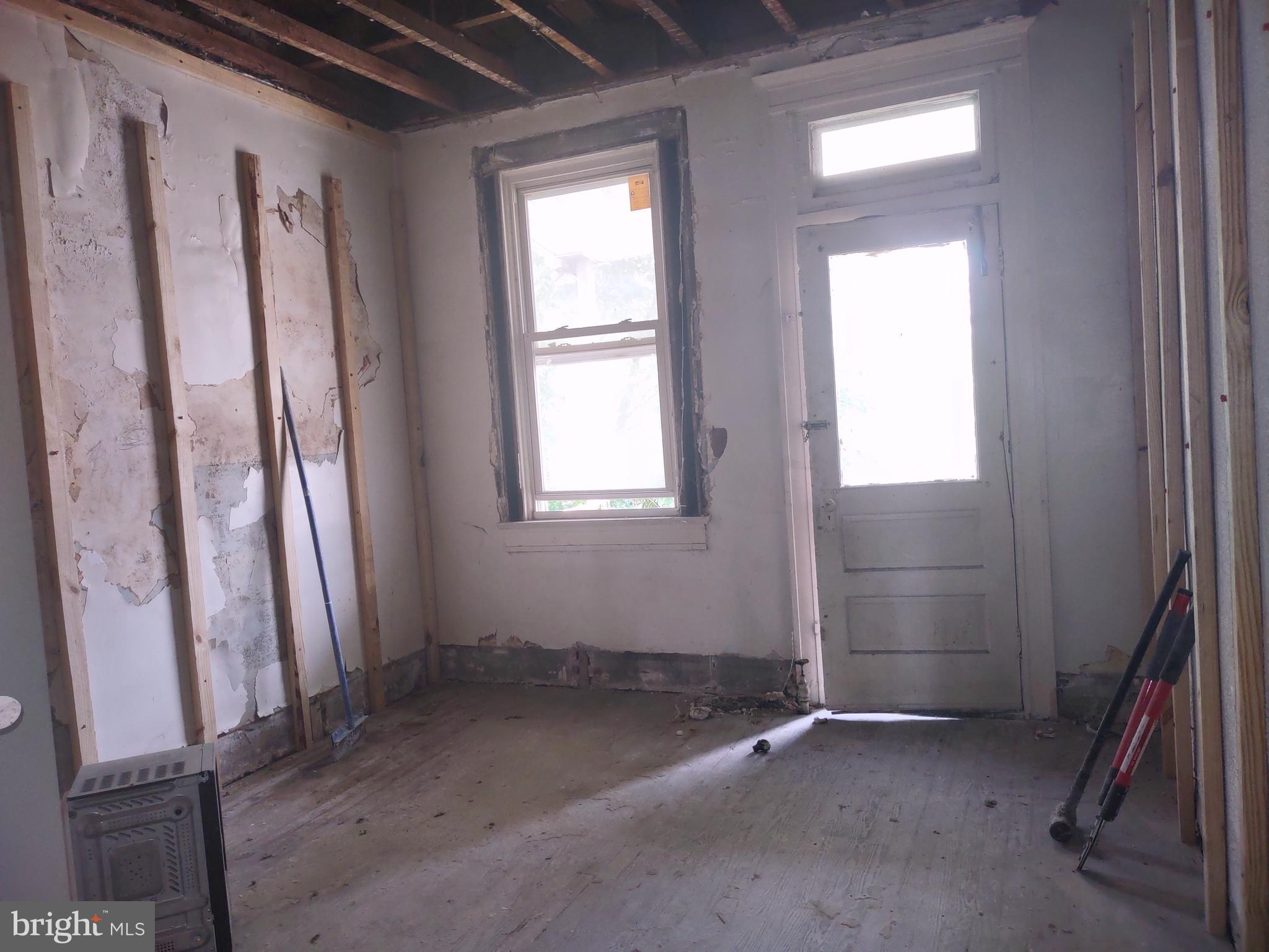 WINCHESTER - Residential