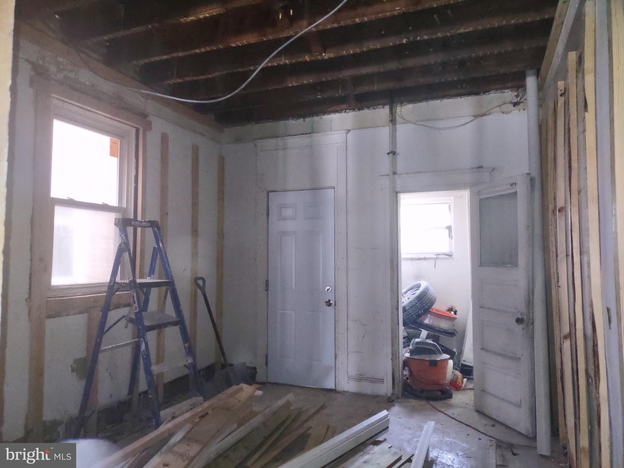 WINCHESTER - Residential