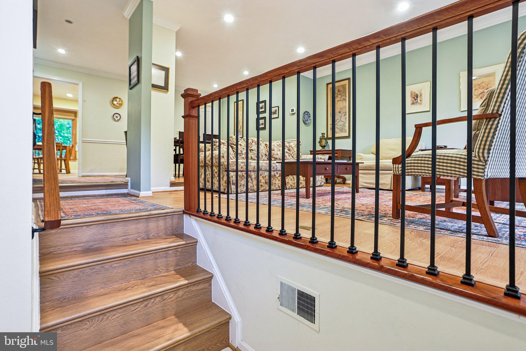 COUNCIL SQUARE - Residential