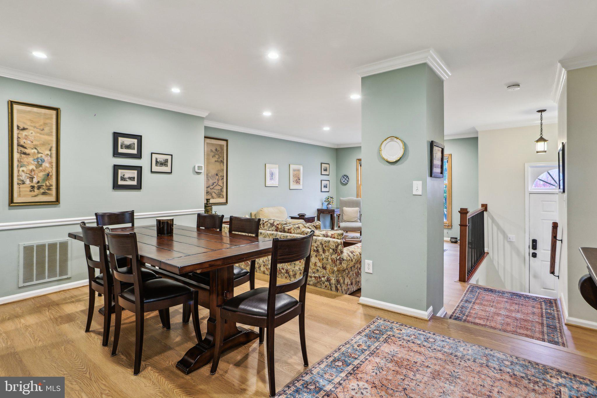 COUNCIL SQUARE - Residential